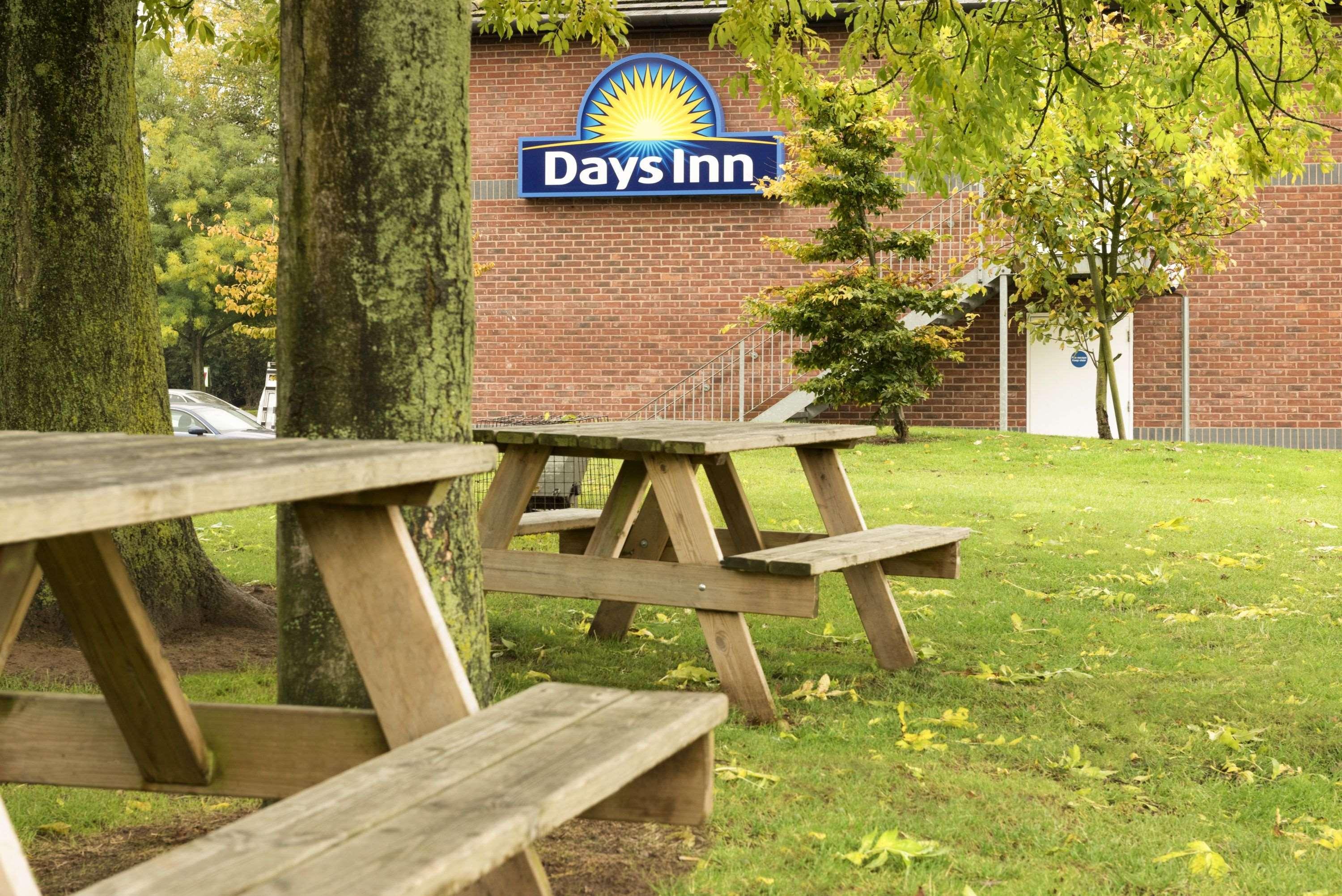 Days Inn Corley Nec - M6 Экстерьер фото